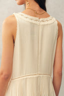 Aurelia Floral Lace Embroidery Sleeveless Dress in Acetate Blend Fabric