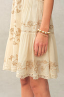 Aurelia Floral Lace Embroidery Sleeveless Dress in Acetate Blend Fabric