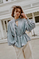 Aurore Button Collar Drawstring Lantern Sleeve Blouse in Cotton-Linen Denim