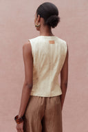 Elodie Getailleerde Denim Vest Top en Rok Set in Cottonseed Hull Denim