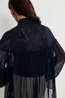 Iris Spitzenbluse aus Crepe Georgette