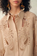 Camisa Éloïse con Ojetes y Estampado Paisley en Popelina de Algodón Pima