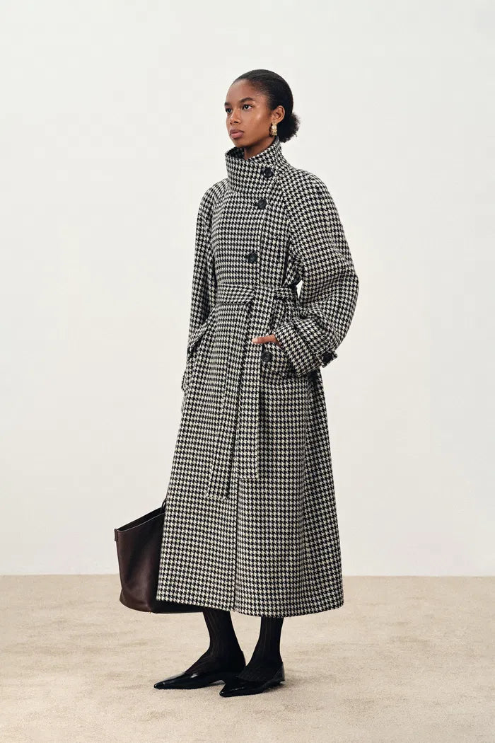 Saki Reversible Long Coat in Merino Houndstooth – fbrq.com