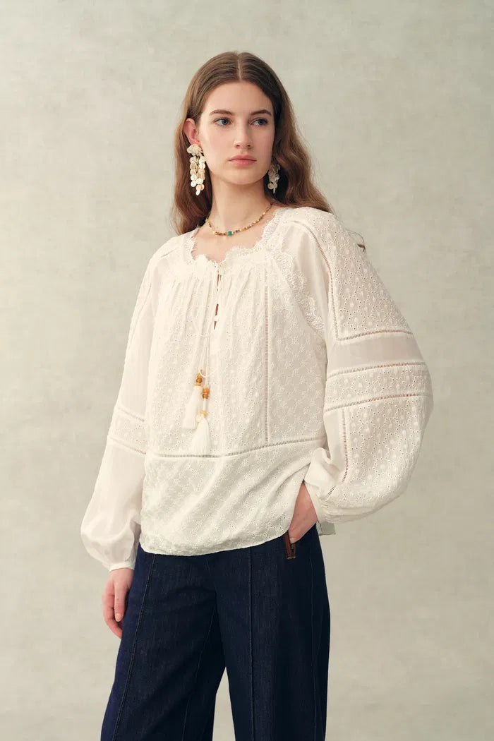 Amaya Puff-Sleeve Long Sleeve Top in Lace