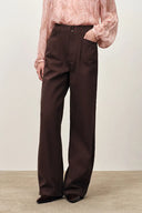 Soft Sculpture Contrast Stitch Curved Seam Jeans in Cotton Denim