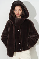 Veste écharpe à capuche Rara en fausse fourrure de vison