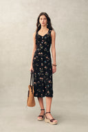 Caro Stitched Floral Scalloped Trim V Neck Cinched Sleeveless Dress in Crinkle Gauze