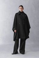 Aggripine Trenchcoat im Cape-Stil aus leichtem Merino-Twill