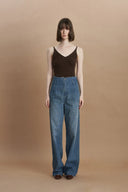 Jean taille haute à ourlet effiloché Vega en denim de coton délavé