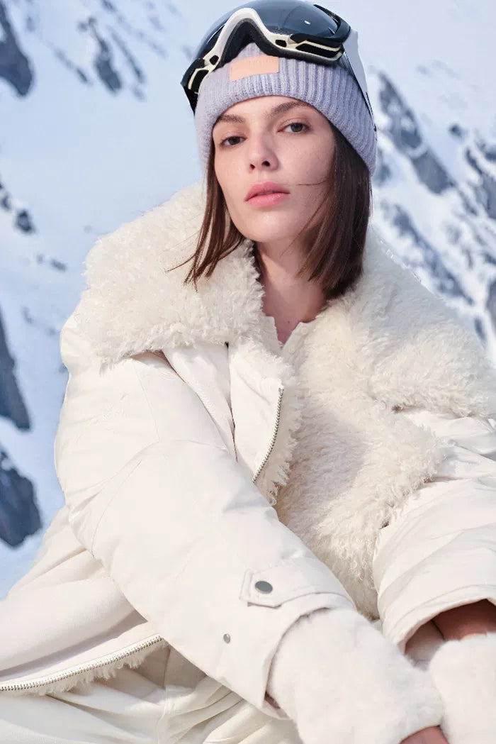 Kat White Water-Repellent Goose Down Fur Jacket in Cotton-like Fabric