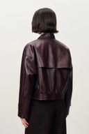 Gia Trenchcoat-Kragen Kurze Jacke aus Kunstleder