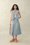 Perla Geprägtes Blumen Ärmelloses Rundhals-Top und Rock im Set aus Baumwoll-Denim