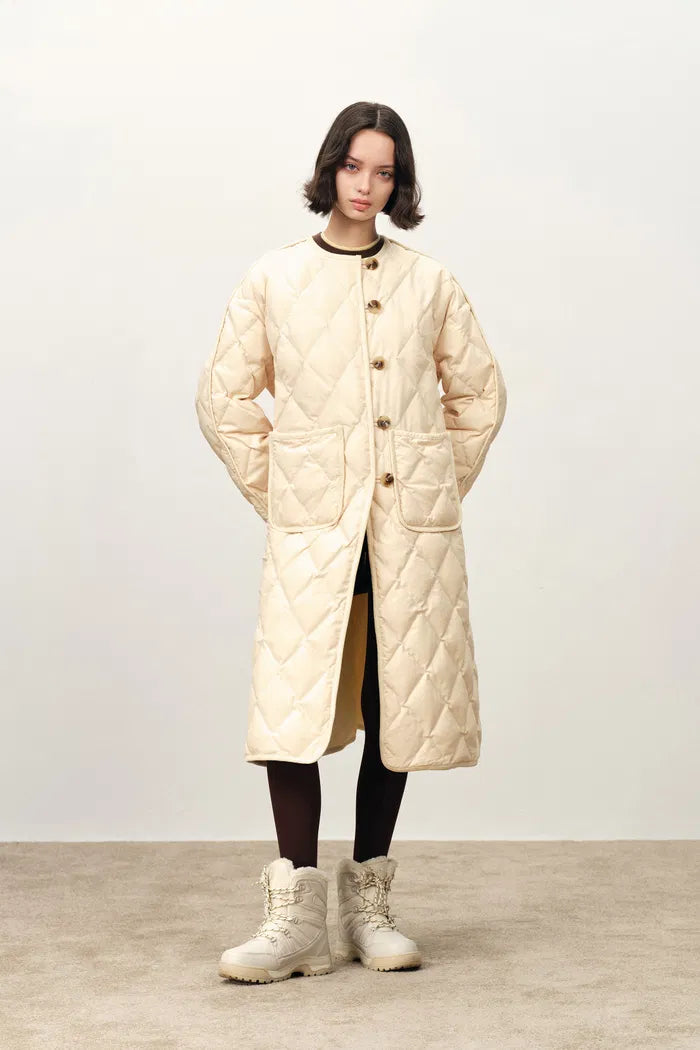 Paisley Zero Gravity Feel Long Down Jacket in Airy Cotton Blend