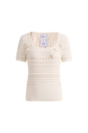 Top Leyla con cuello cuadrado y flores 3D en denim algodón tejido