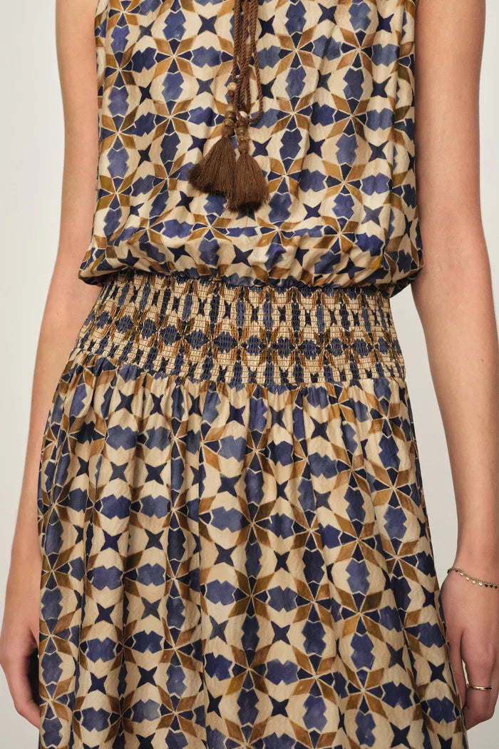 jocelyn elegant floral sheath dress Asymmetrical Backless Sleeveless Mesh Deep V-Neck, Jocelyn Tie Dye Midi Dress in Multi Color, Size L, For Vacation