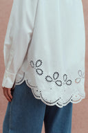 Jolanda Flora Openwork Embroidery Hem Shirt in Premium Cotton