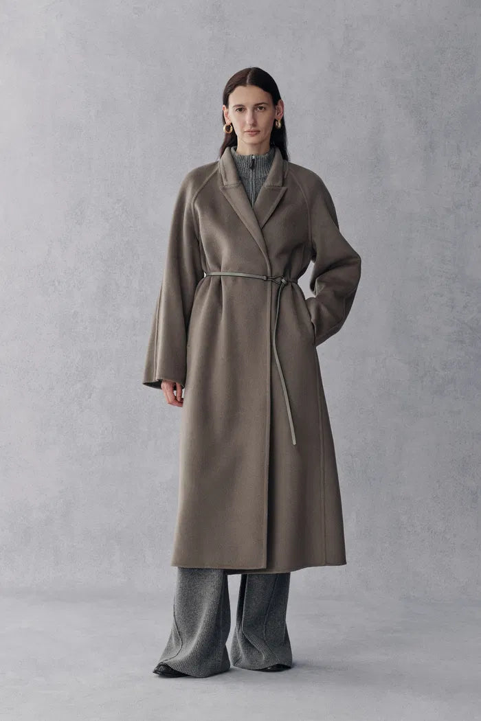 Ava Peaked Lapel Coat in Merino Cashmere Blend