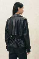 Eliana taillierte Cropped-Trenchjacke aus gewachstem Lammleder