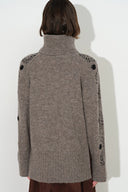 Maglione Ember in jacquard con ricami a mano raffiguranti tralci e collo a sciarpa
