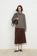 Maglione Ember in jacquard con ricami a mano raffiguranti tralci e collo a sciarpa
