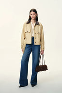 Charlie Abnehmbarer Kragen mit Schlangenprint Jacke aus leichtem Trench-Baumwollstoff