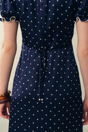 Carole französischer Stil Kleid mit Polka-Dots, quadratischem Ausschnitt und Puffärmeln aus Seiden-Satin-Mischung