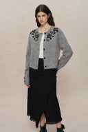 Lucy Grauer französischer Perlen-Schlangen-Zodiac-Cardigan aus Baby-Alpaka-Strick