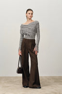 Pull à épaules dénudées en tulle fleuri à franges Luna en laine mérinos