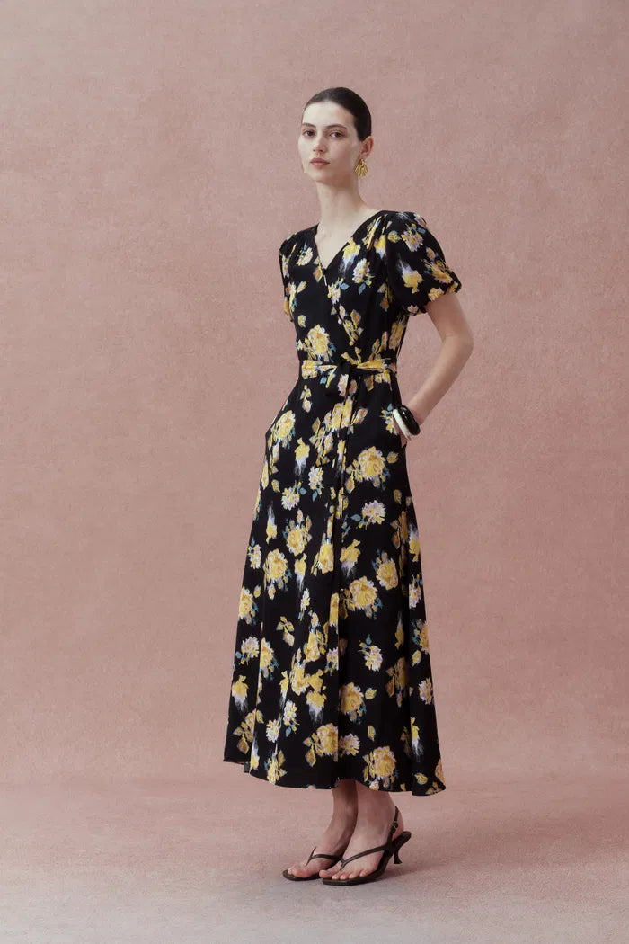 Cecilie Short Sleeve Flora Dress – fbrq.com
