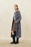 Langer Cardigan mit Hornknöpfen im Stil von Linnea aus Wollmischung