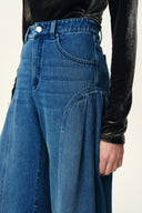 Manon Seams Soft Barrel Leg Jeans in Cotton Denim