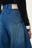 Manon Seams Soft Barrel Leg Jeans in Cotton Denim