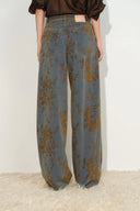 Women's barrel leg jeans in flocked floral jacquard denim with curved side panels