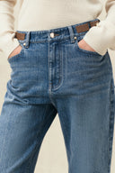 Odelia jeans met rechte pijpen, leren gesp en van katoendenim
