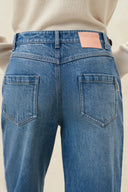 Odelia jeans met rechte pijpen, leren gesp en van katoendenim