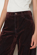 Jeans Patence bordeaux con lucentezza e gamba curva in denim 100% cotone