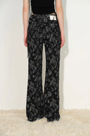 Sylvia Ausgestellte Jeans mit individuellem Jacquard