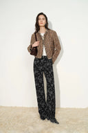 Sylvia Ausgestellte Jeans mit individuellem Jacquard