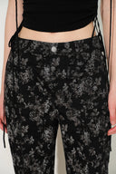Sylvia Ausgestellte Jeans mit individuellem Jacquard